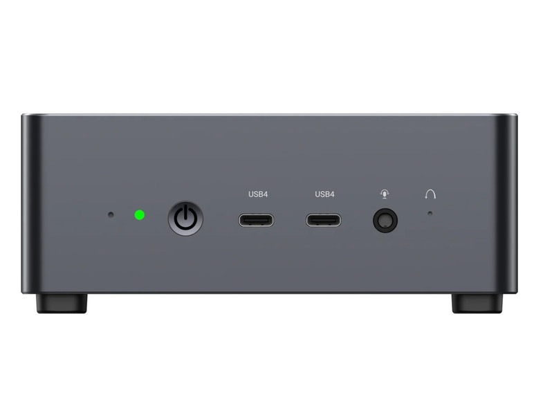 Неттоп Minisforum UM790Pro (AMD Ryzen 9 7940HS, 32Гб DDR5, 1Тб SSD, Windows 11 Pro) 